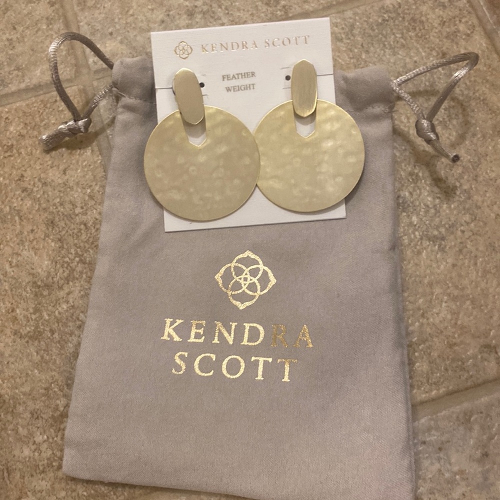 Kendra Scott gold Feather weight earrings